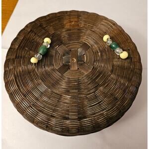 Vintage Chinese Sewing Basket w Lid and Beads Round Wicker Rattan (gg271)